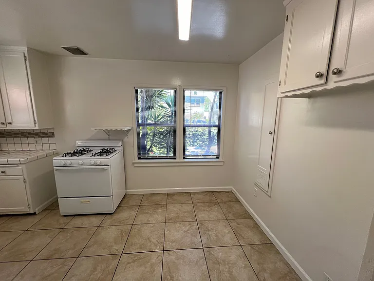 5515 Kinston Ave #5515 — Photo 24