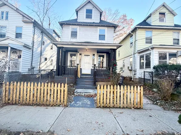 92 Lilac St #2, New Haven, CT 06511