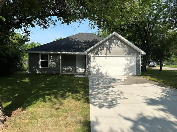 301 Church St, Valley View, TX 76272