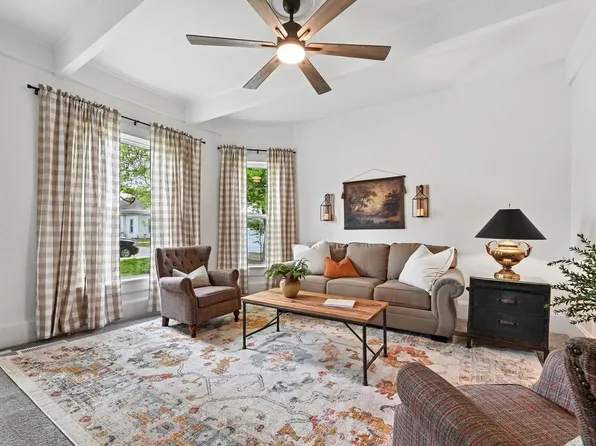 408 S Wright St #Id1520957p, Siloam Springs, AR 72761