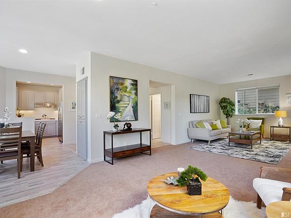 2nd image of 150 Serra Ln