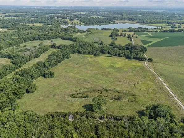 1548 N 800th Rd, Baldwin City, KS 66006