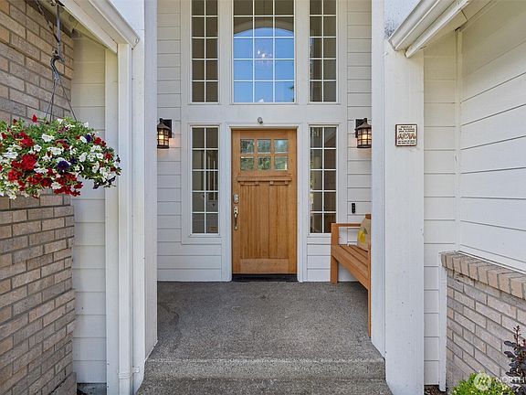 4th image of 22507 SE 261st Street