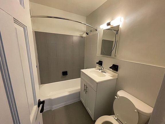 5th image of 1700 Bedford Ave APT 23G