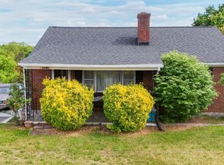 2663 Dearing Ford Rd, Altavista, VA 24517