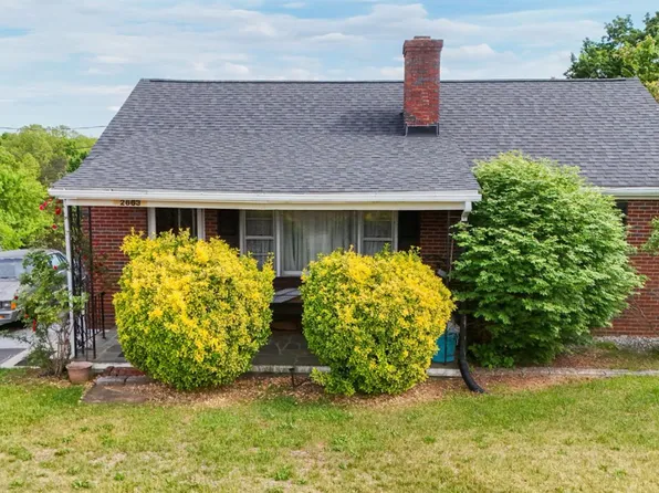2663 Dearing Ford Rd, Altavista, VA 24517