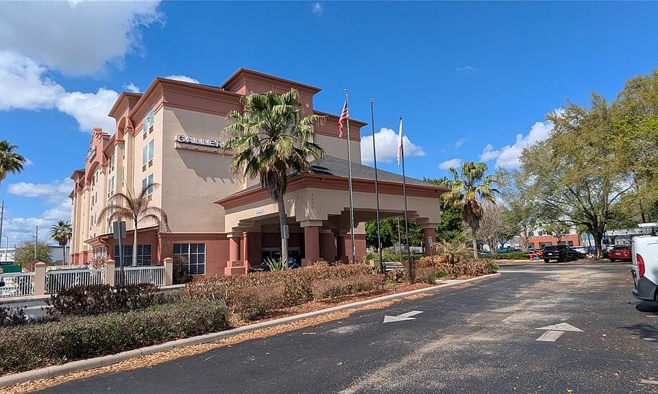 1st image of 3000 Maingate Ln #421