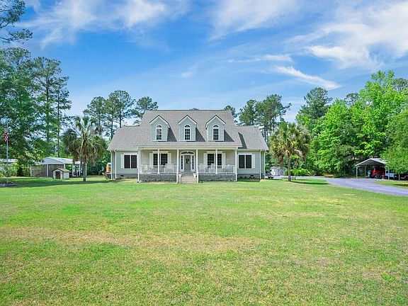 4th image of 371 Broadleaf Dr