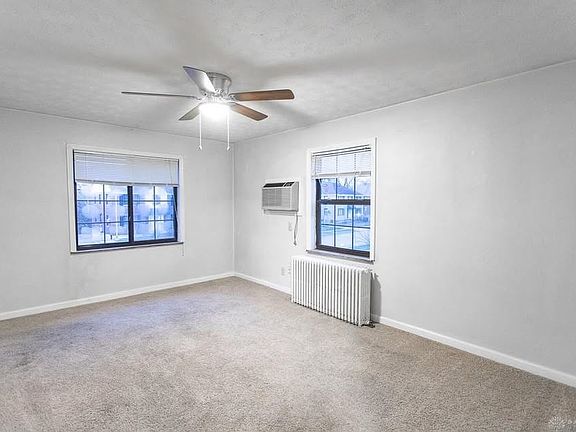 2nd image of 545 Corona Ave APT B
