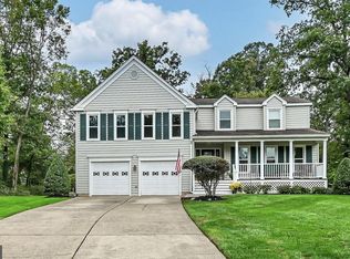 14 Webley Ct, Sterling, VA 20165