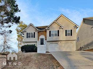 17 Richmond Dr, Hiram, GA 30141