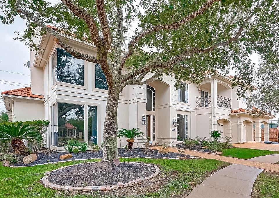 1st image of 1606 Westshore Dr