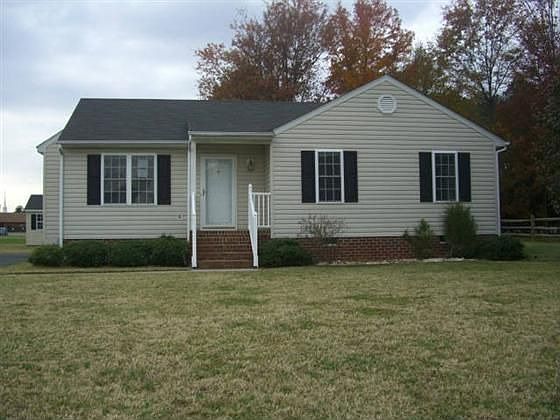 2nd image of 6112 Varina Point Ln