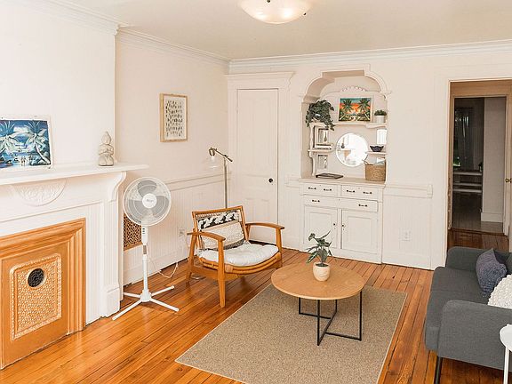 4th image of 595 Macdonough St