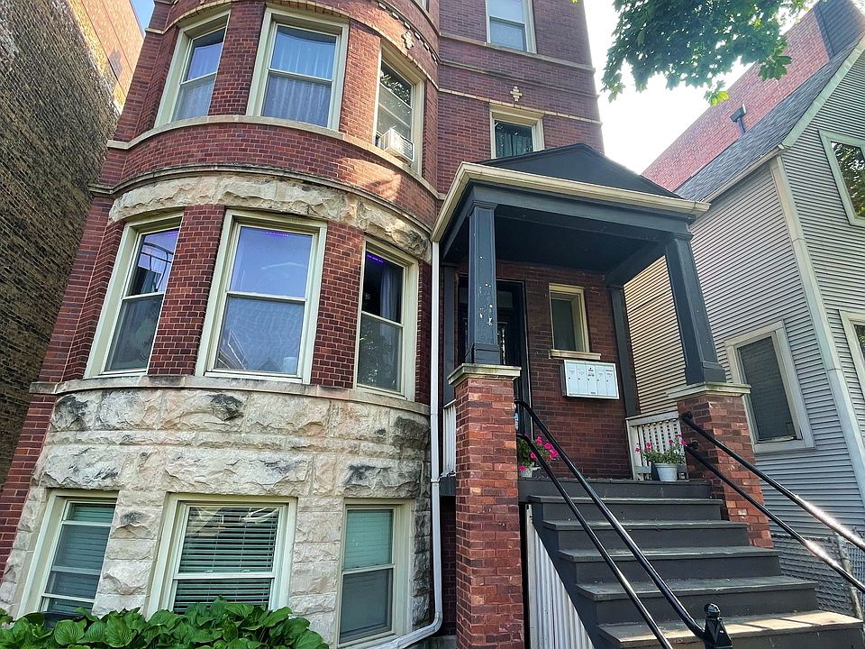 1st image of 2317 W Roscoe St #G