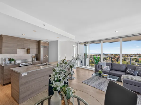 488 SW Marine Dr #2506, Vancouver, BC V5X 0C6