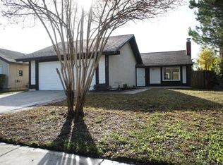 2260 Mountain Woods St, Colton, CA 92324