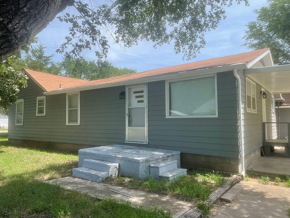 1st image of 2021 W 2nd Ave