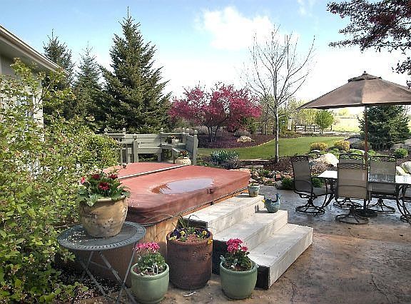 3rd image of 8908 Prairie Knoll Dr