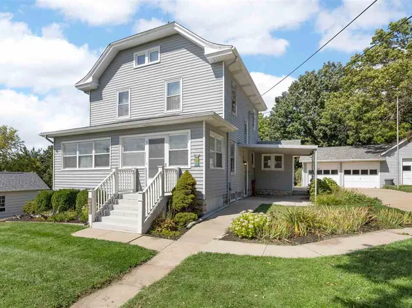 400 W Elm St, Solon, IA 52333