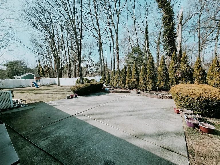 9 Firelight Ct — Photo 20
