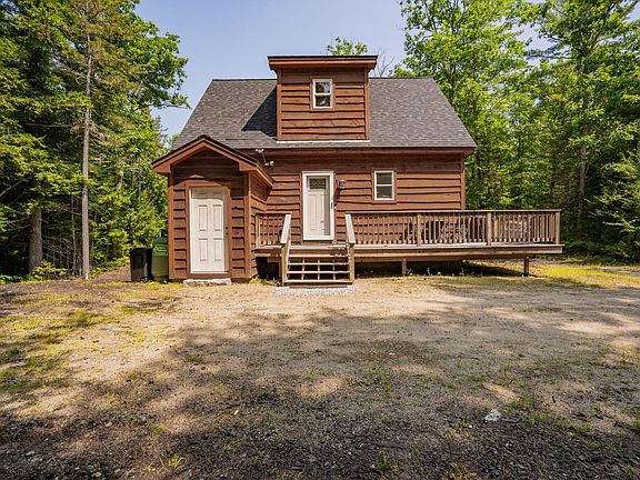 2nd image of 19 River Glen Road