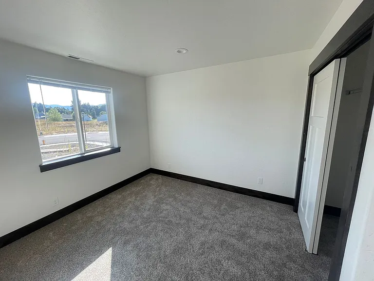 139 E Lobo Loop — Photo 12