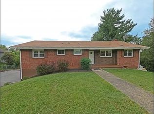 220 Woodbine Rd, Bristol, TN 37620