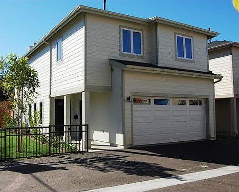 1st image of 9249 1/2 Cedros Ave
