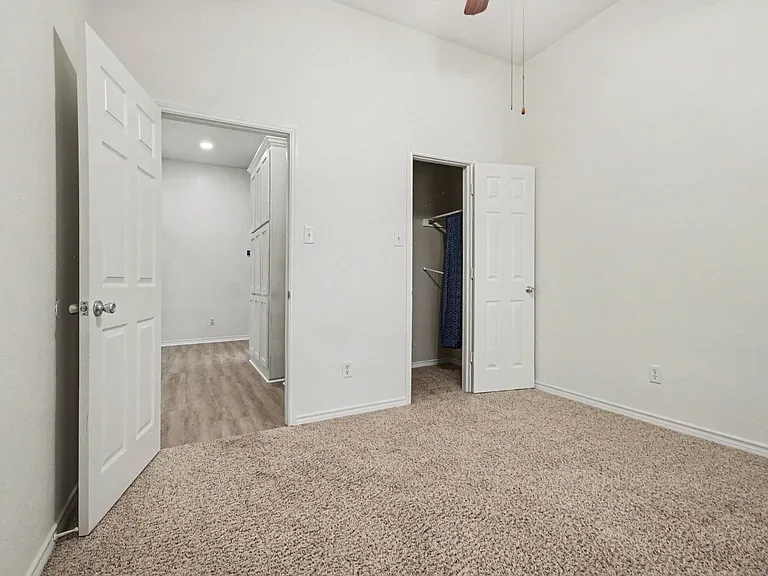 1707 Briarhollow Dr — Photo 36