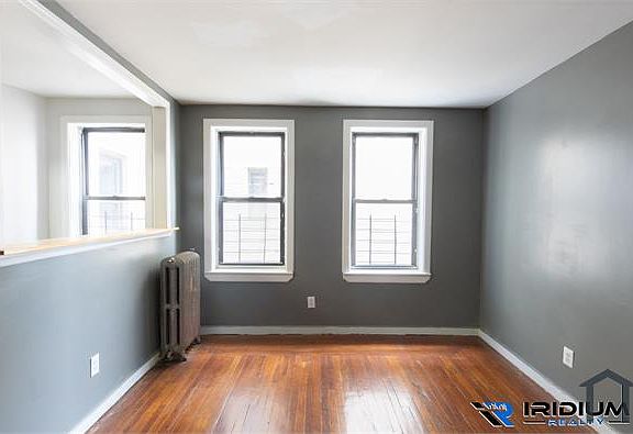 3rd image of 358 Bergen Ave #10