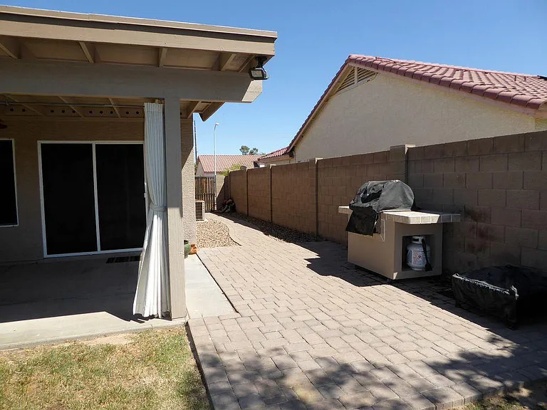 6810 S 15th Pl — Photo 38