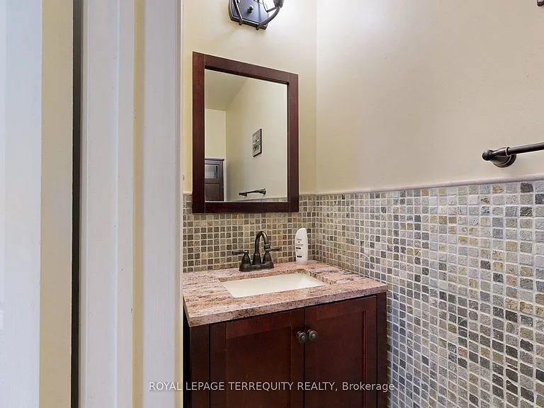 3647 Partition Rd — Photo 29
