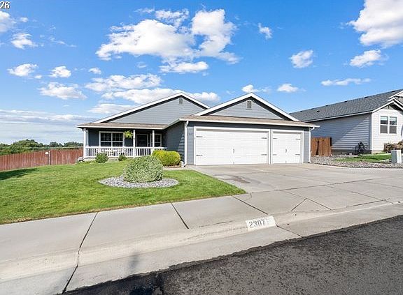 2nd image of 2307 NW Eucalyptus Dr