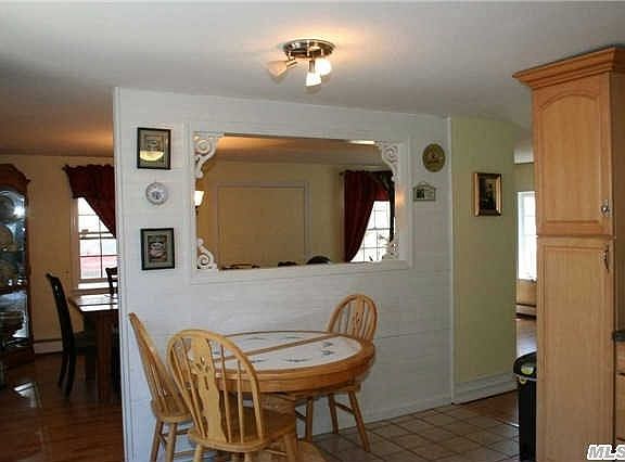 4th image of 22 Lakeside Dr