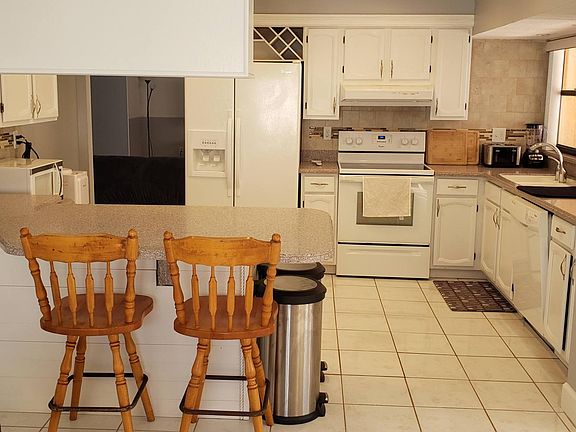 4th image of 2235 Sykes Creek Dr