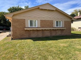 728 Medford Dr, Rockford, IL 61107