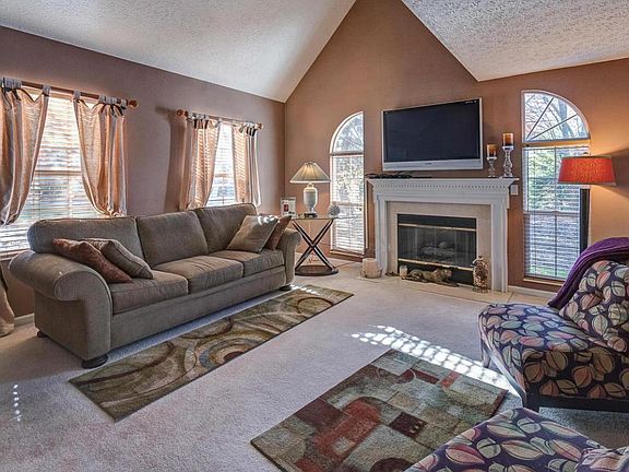 4th image of 6212 McNaughten Place Ln