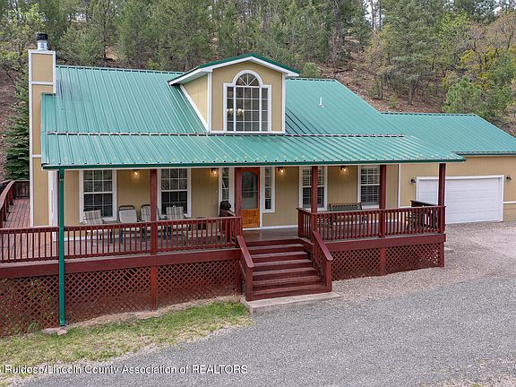 2nd image of 121 Stable Rd