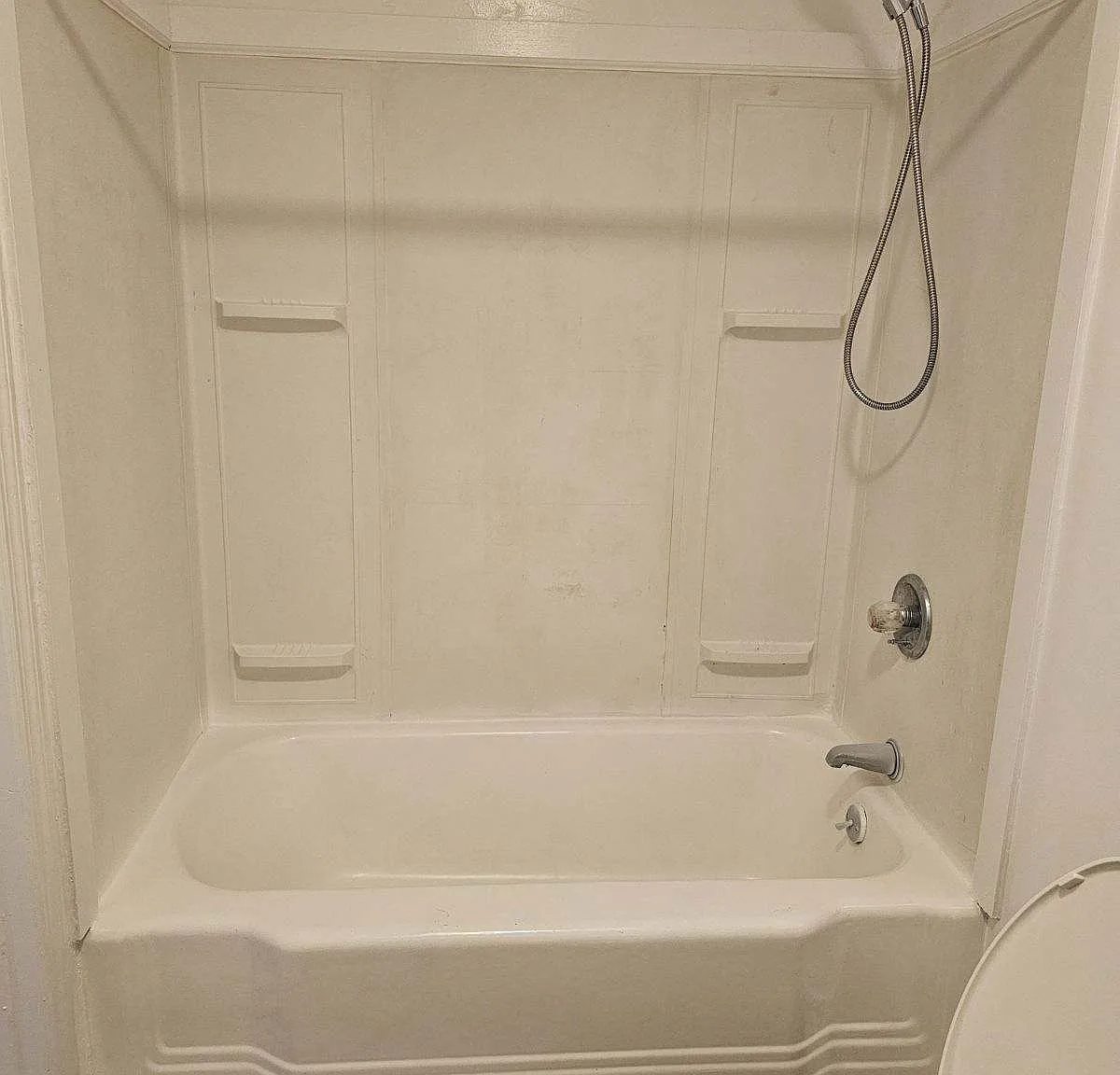 1 bed, 325 sqft, $800 — Photo 4