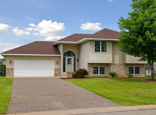 3270 Lake Ridge Dr, Big Lake, MN 55309