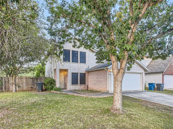 1049 Stone Trl, New Braunfels, TX 78130