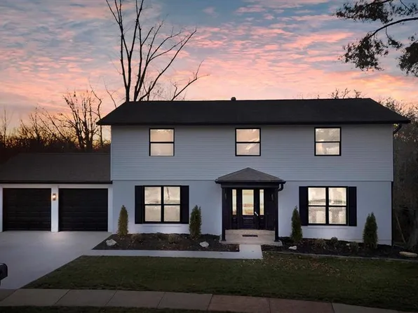 4662 Britcastle Dr, Saint Louis, MO 63128