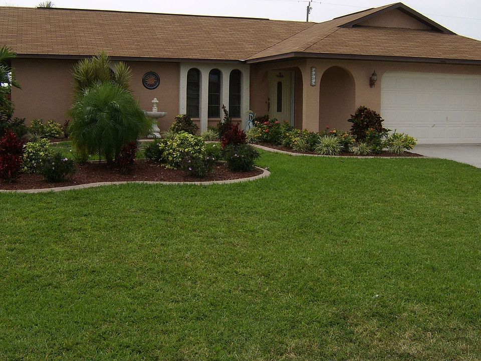1st image of 4404 SW 6th Ave