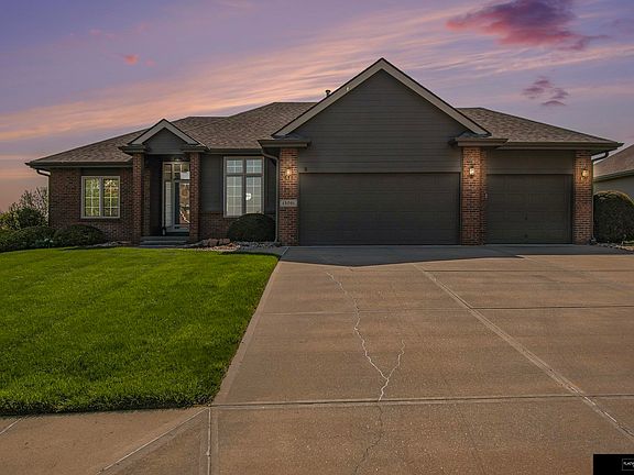 2nd image of 13701 Tregaron Dr