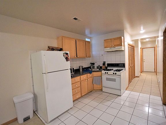 2nd image of 1453 N Talman Ave #Garden