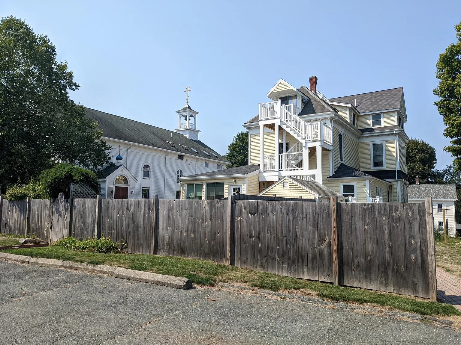 2 bed, 1400 sqft, $2,500 — Photo 3