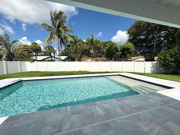 4th image of 1101 NW 5th Avenue