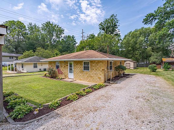 3rd image of 314 Hillcrest Dr