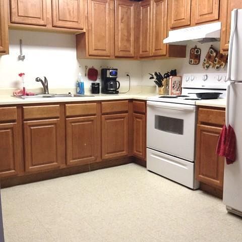2nd image of 432 Faith Way